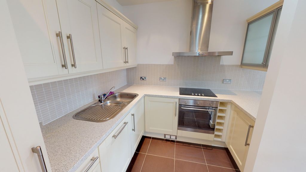 Property photo 3 of 5