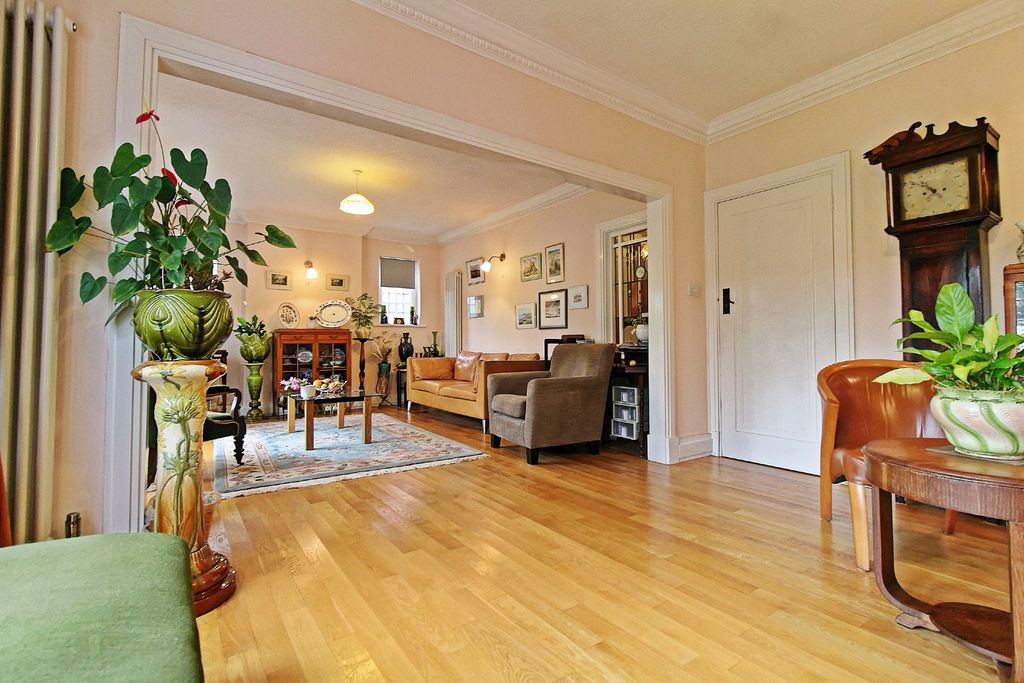 Property photo 3 of 34 Img_5035_Dxo_Edit