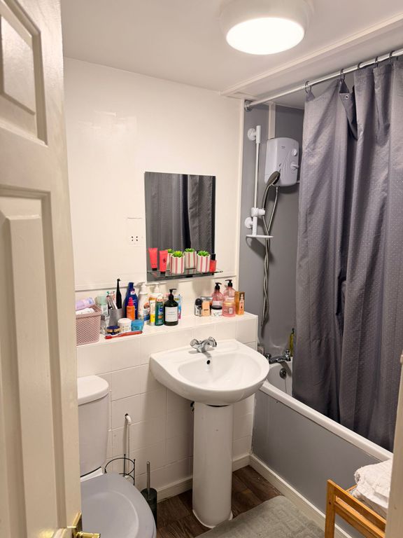 Property photo 3 of 5