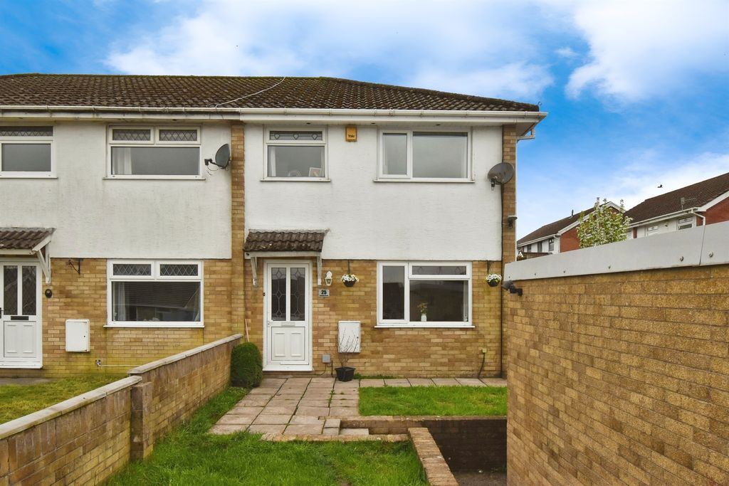 Property photo 2 of 16