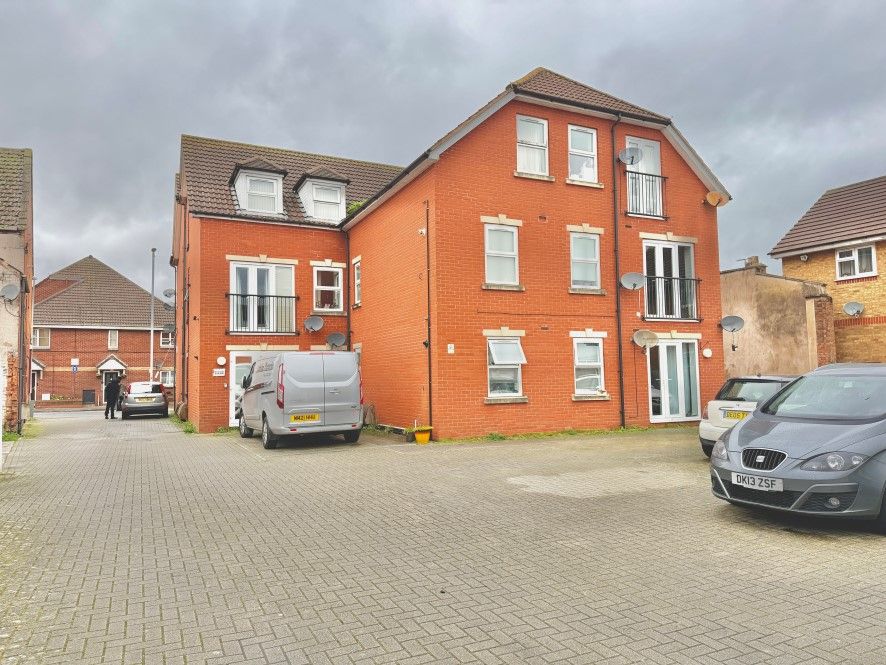 Property photo 2 of 10
