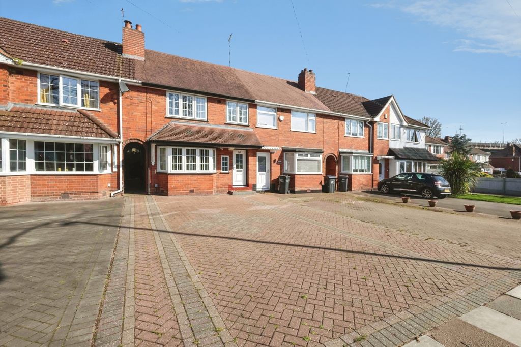 Property photo 1 of 18 Pbox-Img.Jpg