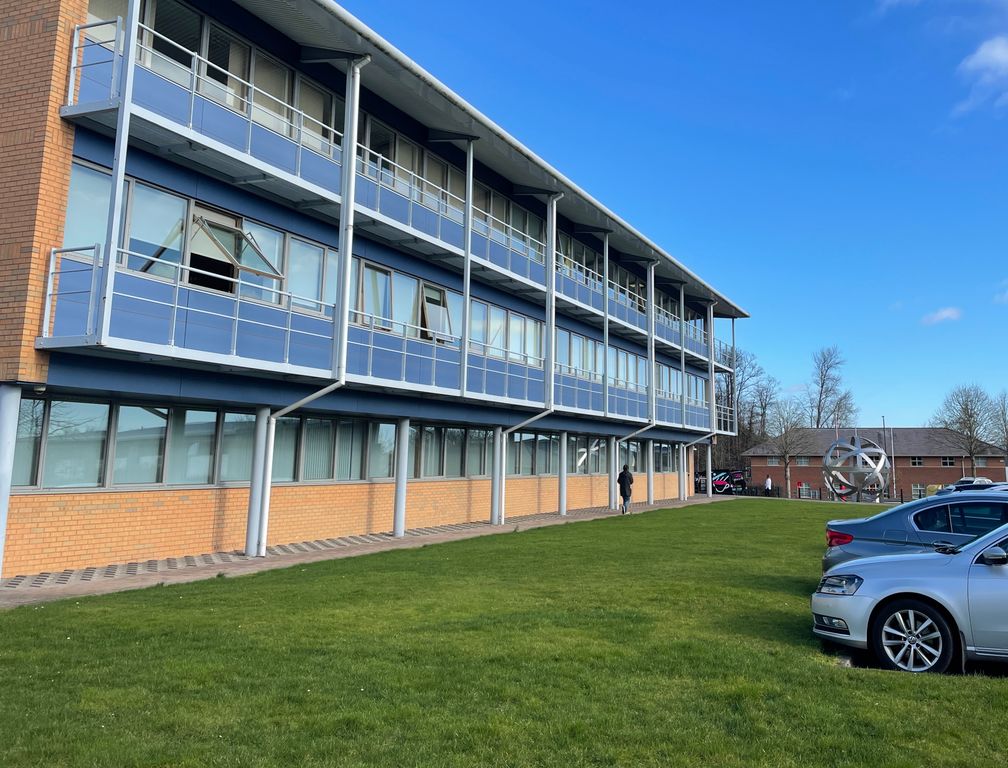 Property photo 2 of 22