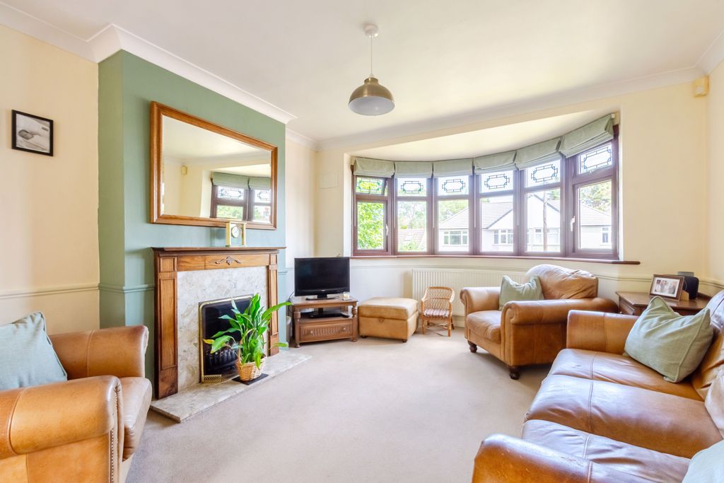 Property photo 3 of 16 Gallery