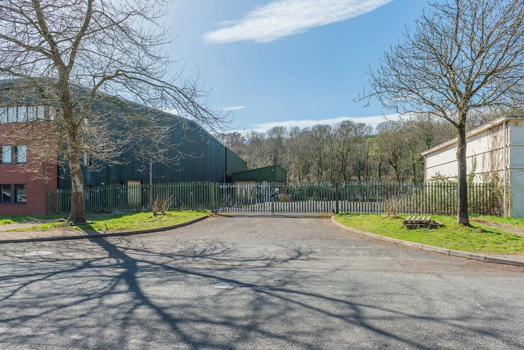 Property photo 3 of 12 Unit G Treforest Ind Est Web2.Jpg