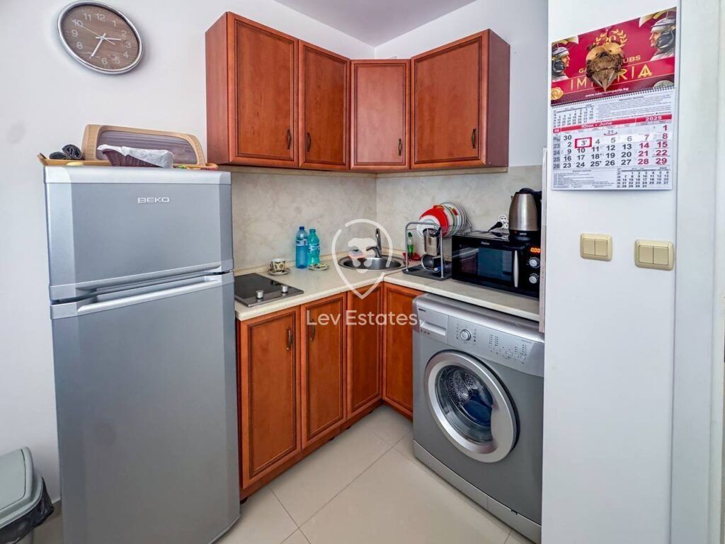 Property photo 3 of 11