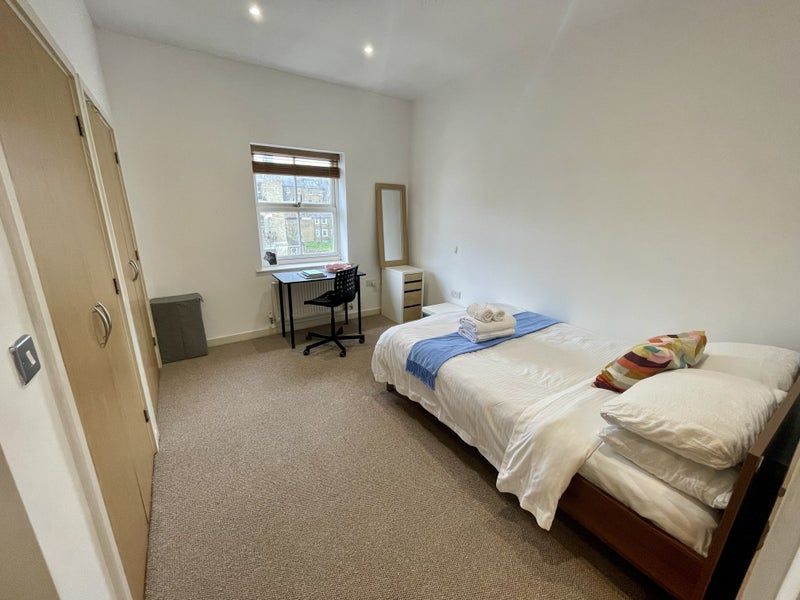 Property photo 3 of 9