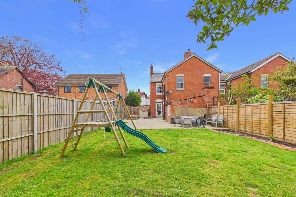 Property photo 3 of 17 Picture No. 19