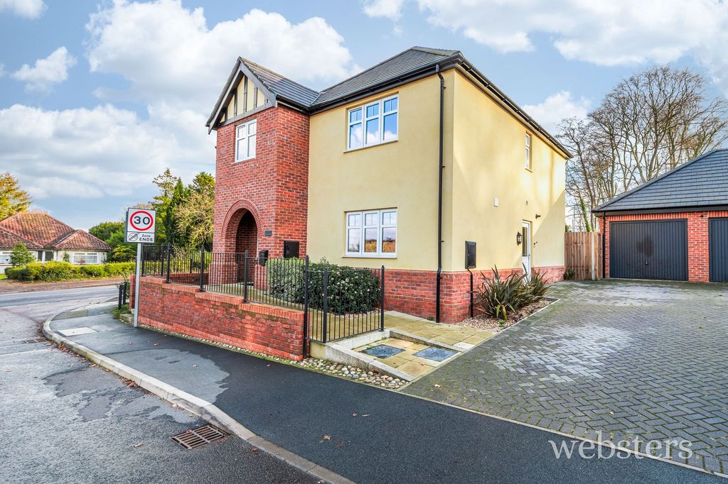 Property photo 2 of 20