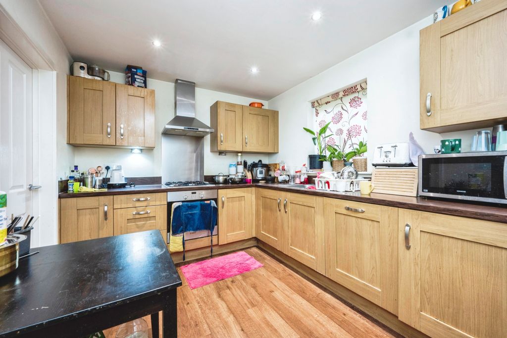 Property photo 2 of 16 Photography