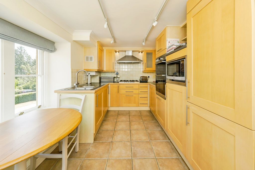 Property photo 3 of 20 Pbox-Img.Jpg
