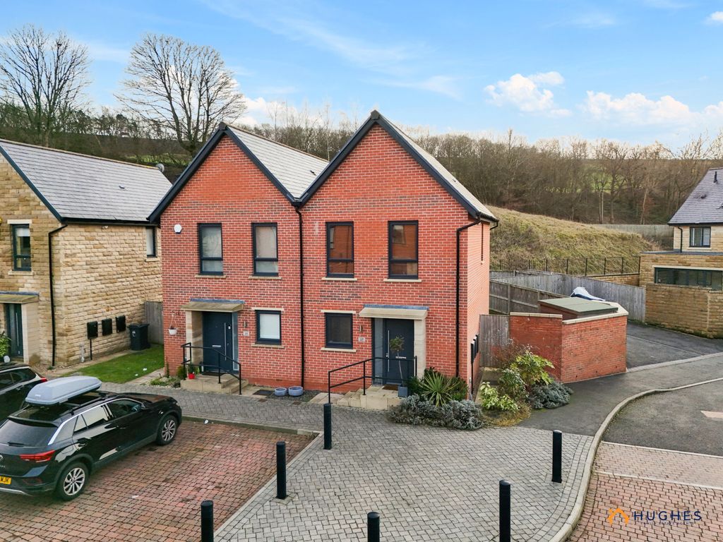 Property photo 1 of 36