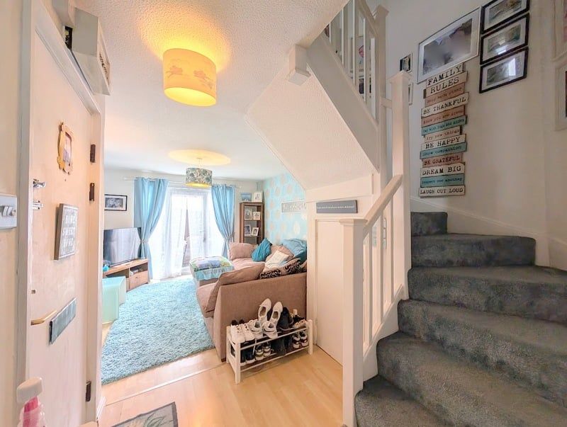 Property photo 3 of 12