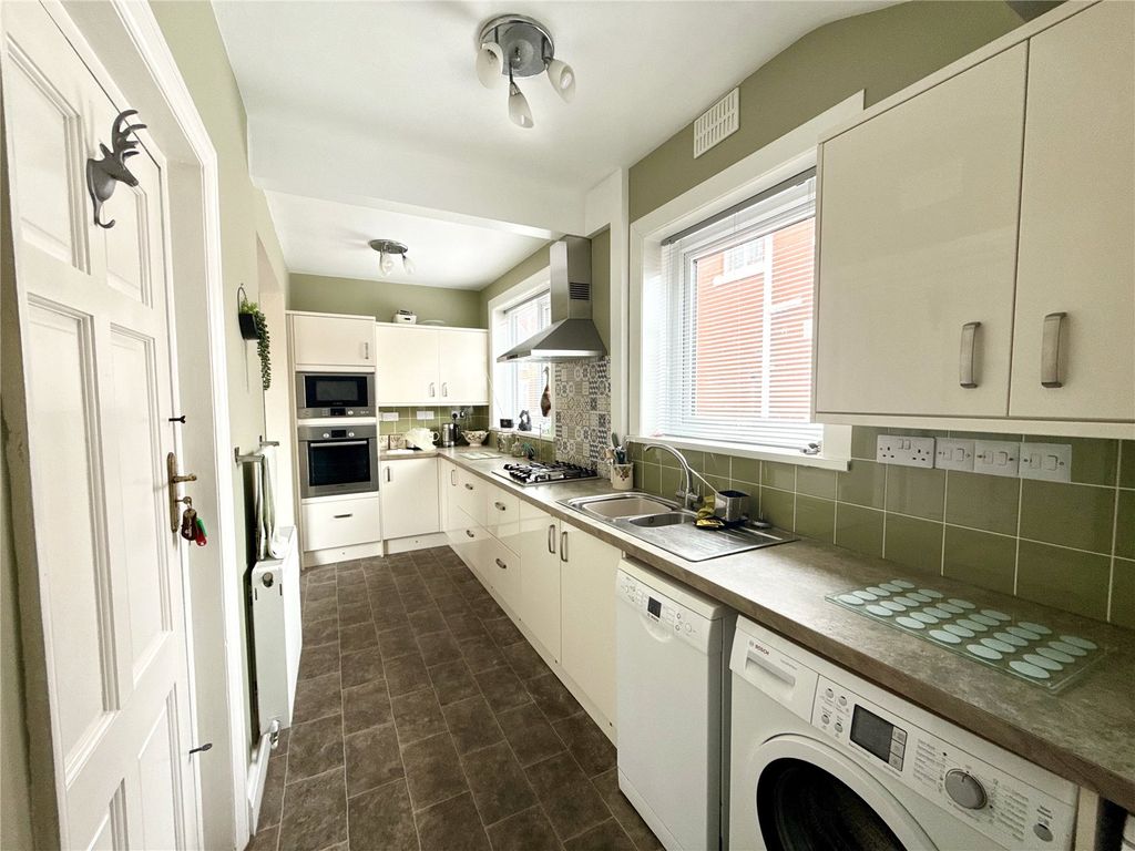 Property photo 3 of 14 Picture No. 06