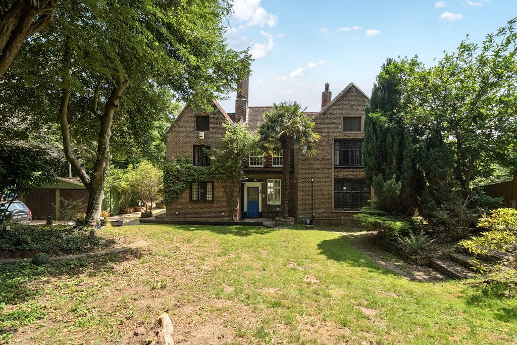 Property photo 1 of 22 1482429-13-6A3E9F...