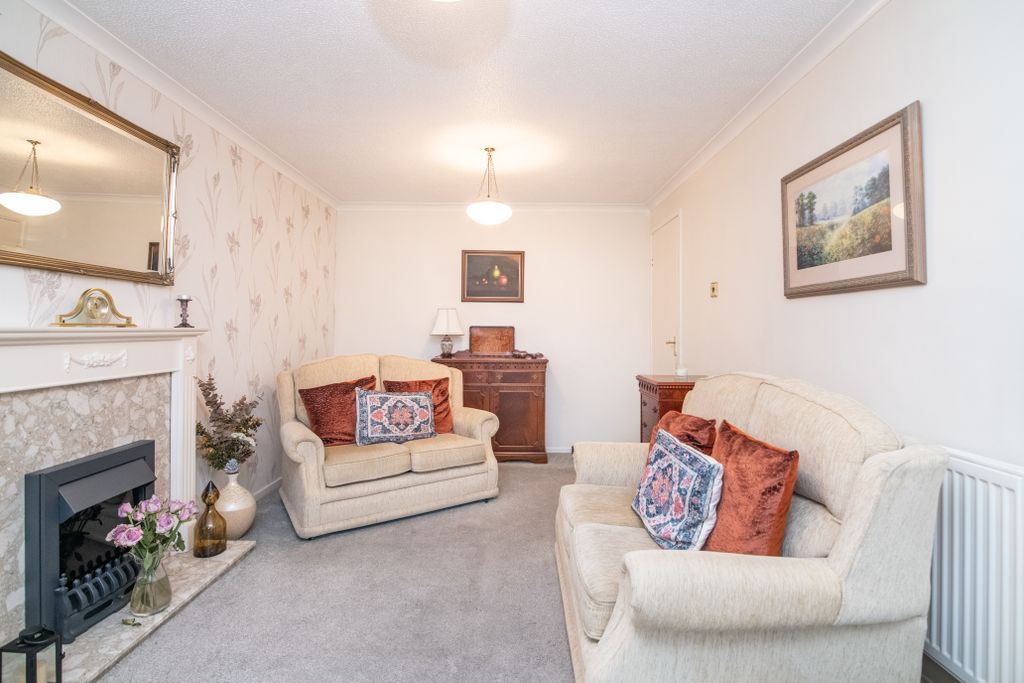 Property photo 3 of 15