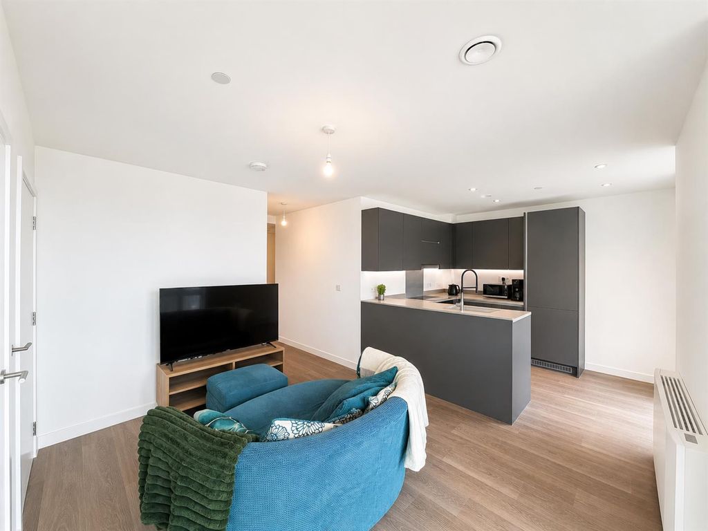 Property photo 2 of 6 Open Plan Living