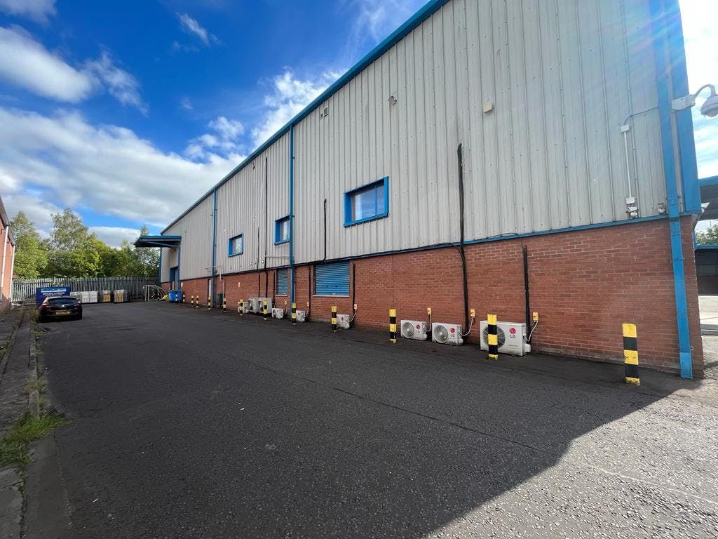 Property photo 3 of 11 Warehouse 2 8 Ashton Road