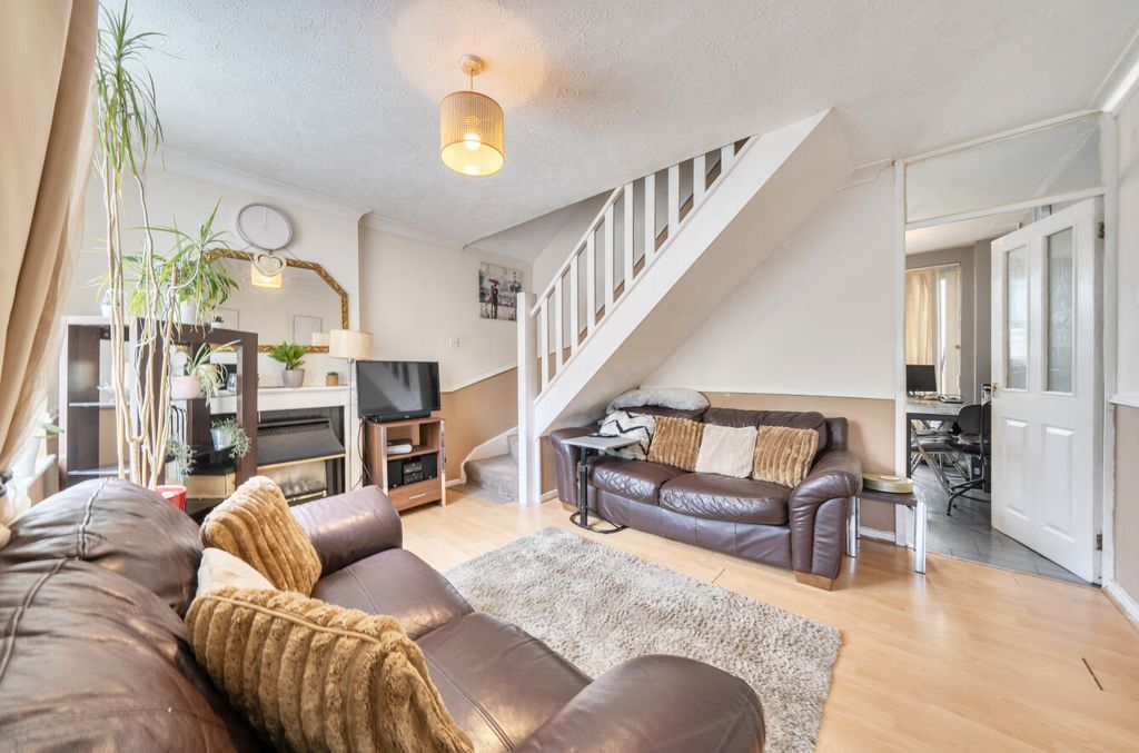 Property photo 2 of 19 1471933-6-6A22E6F...