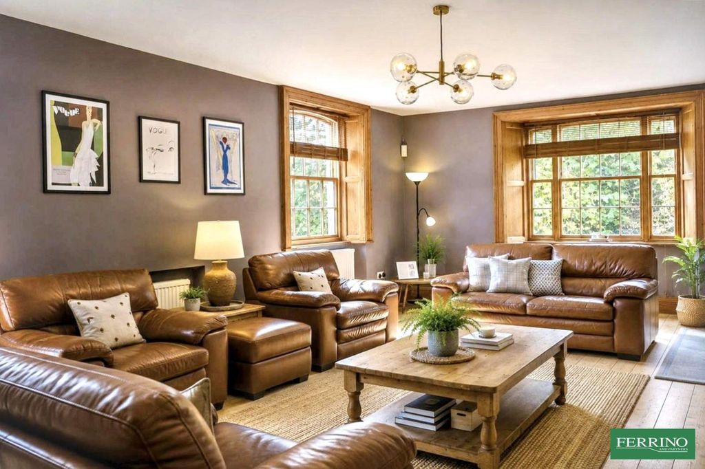 Property photo 3 of 35 Sitting Room