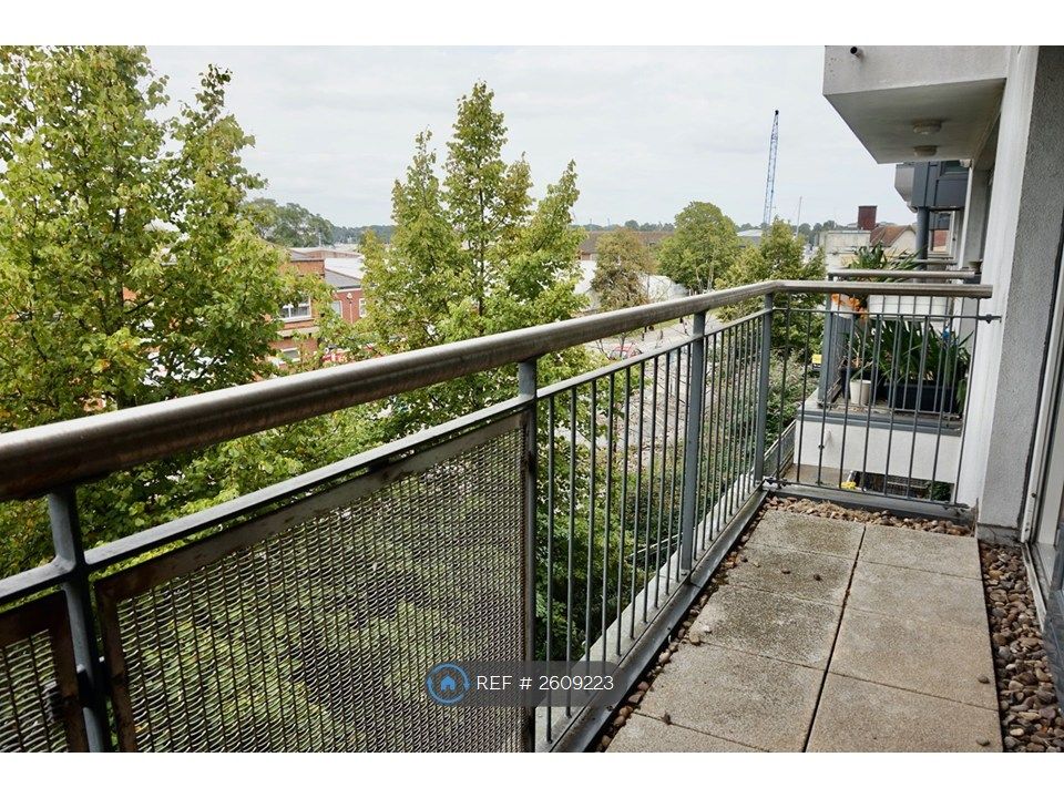 Property photo 3 of 6 Balcony