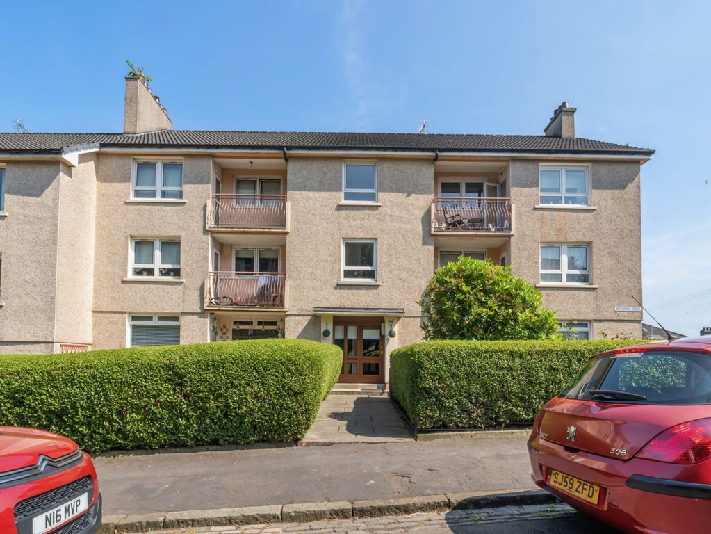 Property photo 1 of 32