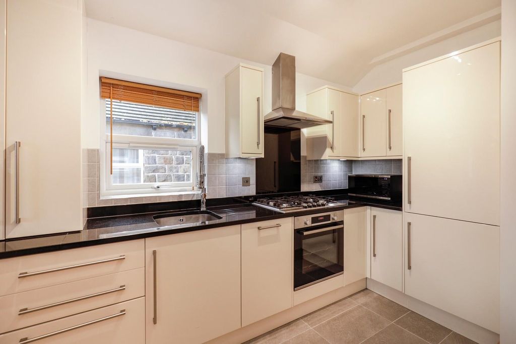 Property photo 2 of 12 _Q0A5976.Jpg