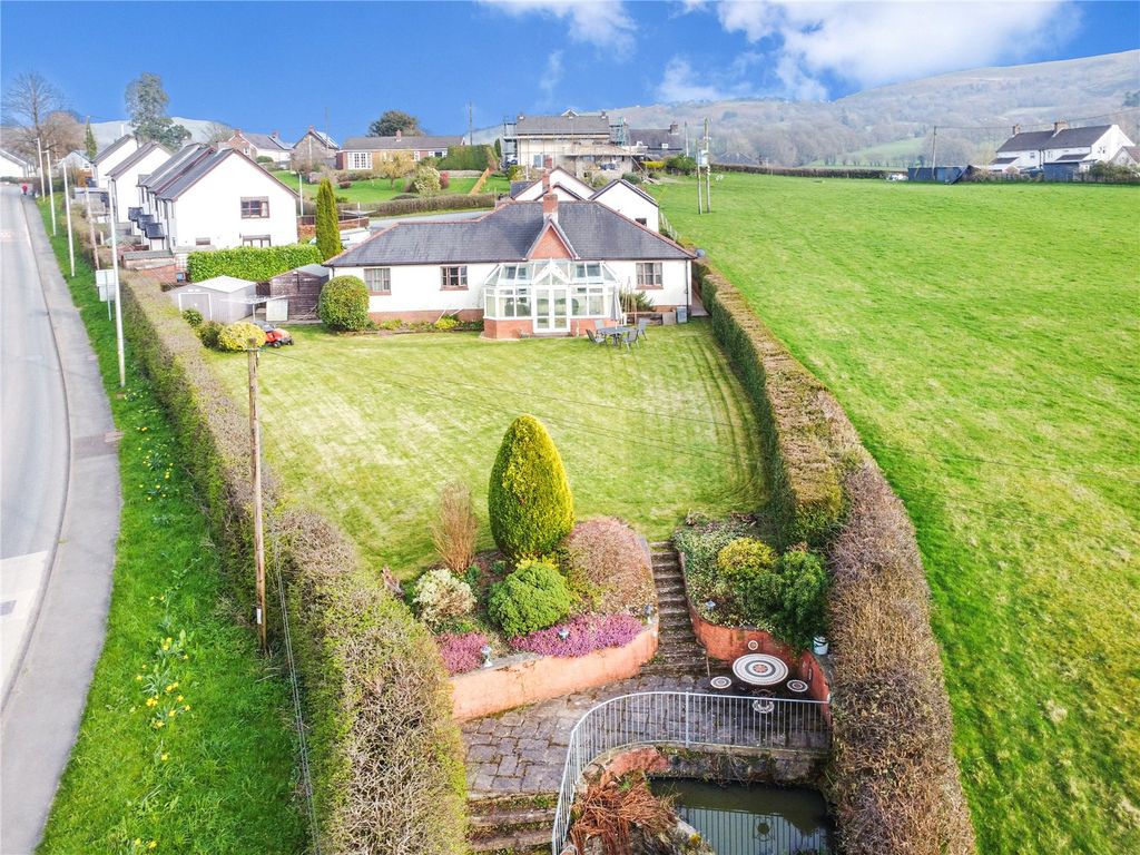 Property photo 1 of 25 Picture No. 27