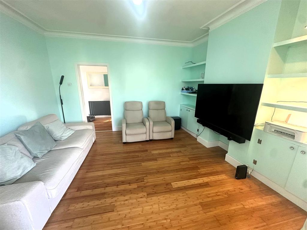 Property photo 3 of 15