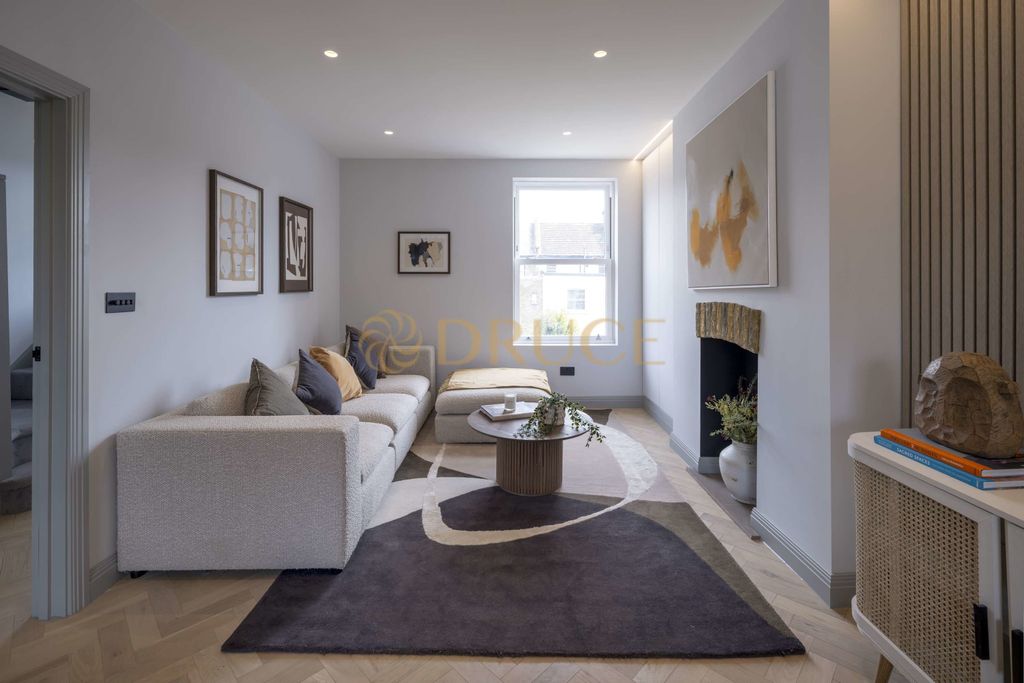 Property photo 2 of 7 A08Fw00000Jglkpaad_1767961577353.Jpg