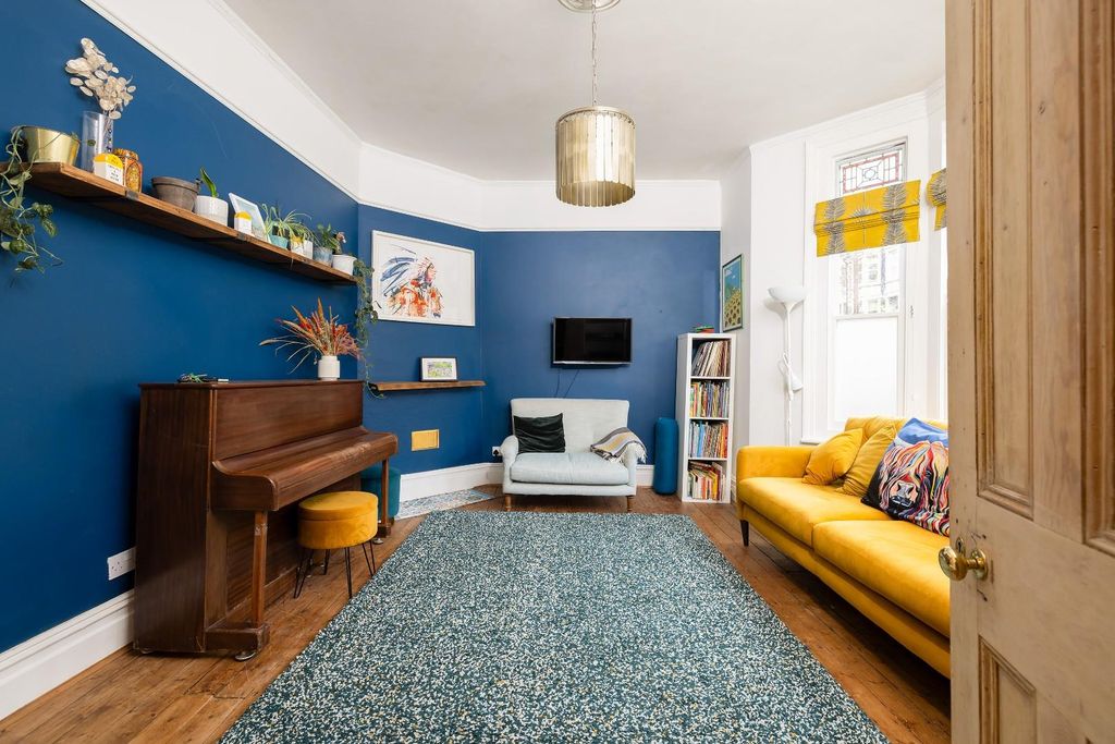 Property photo 1 of 30 Char8128.Jpg