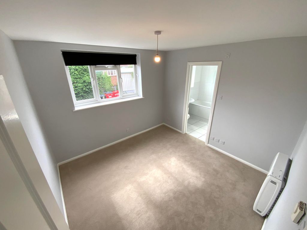 Property photo 3 of 3