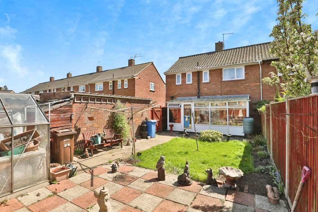 Property photo 2 of 17