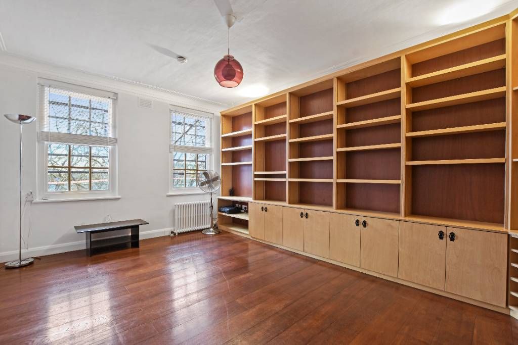 Property photo 2 of 14 Image