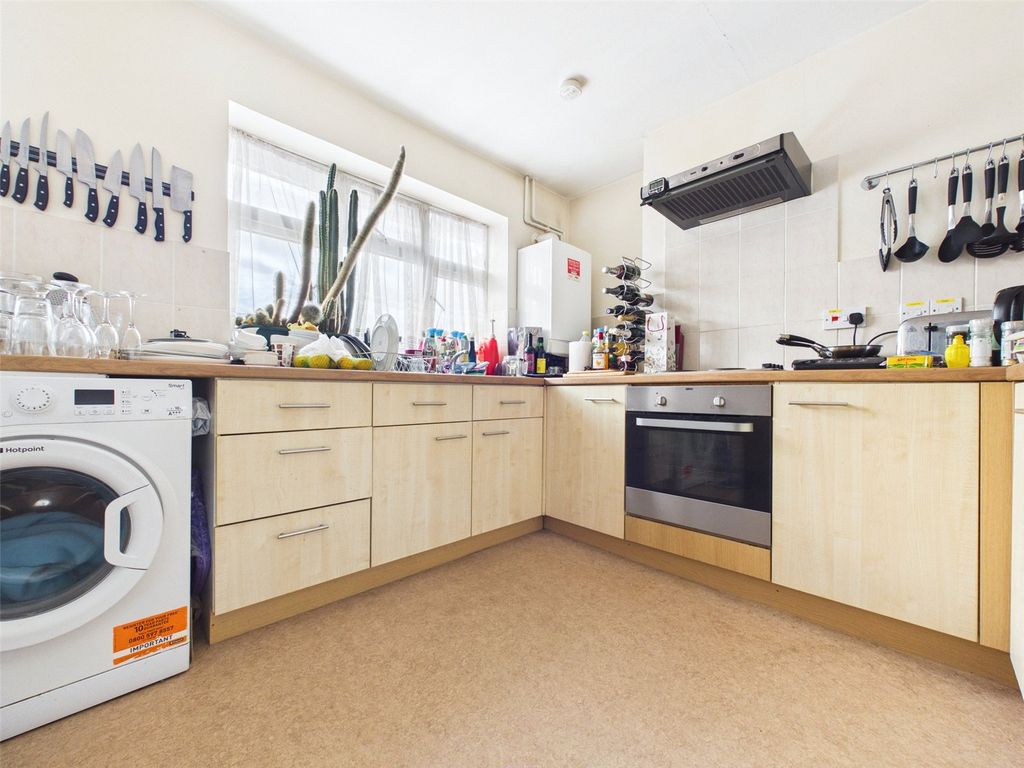 Property photo 3 of 7 Picture 3