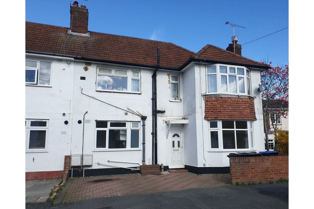 Property photo 1 of 23