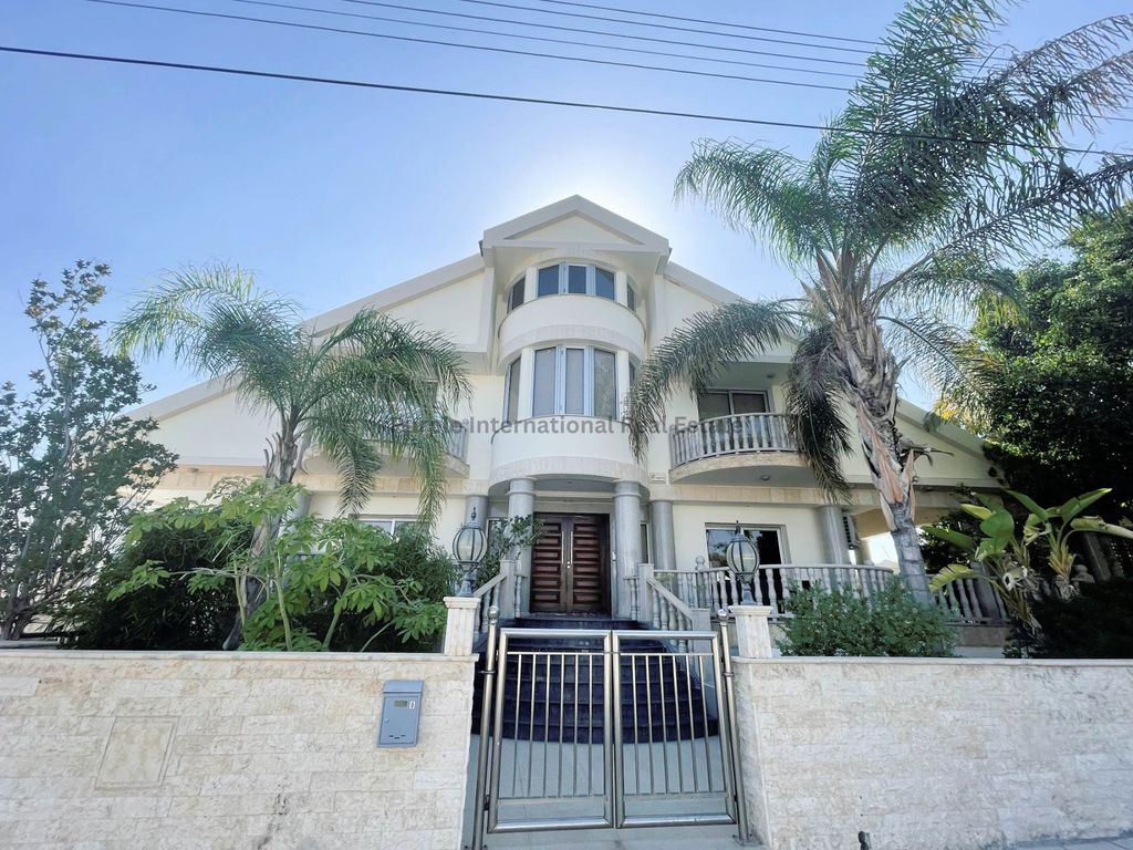 Property photo 1 of 25