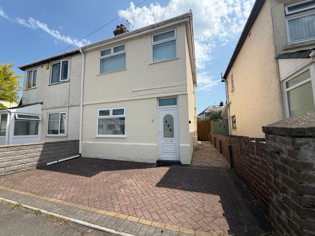 Property photo 1 of 18 Exterior Porthcawl Cf36 