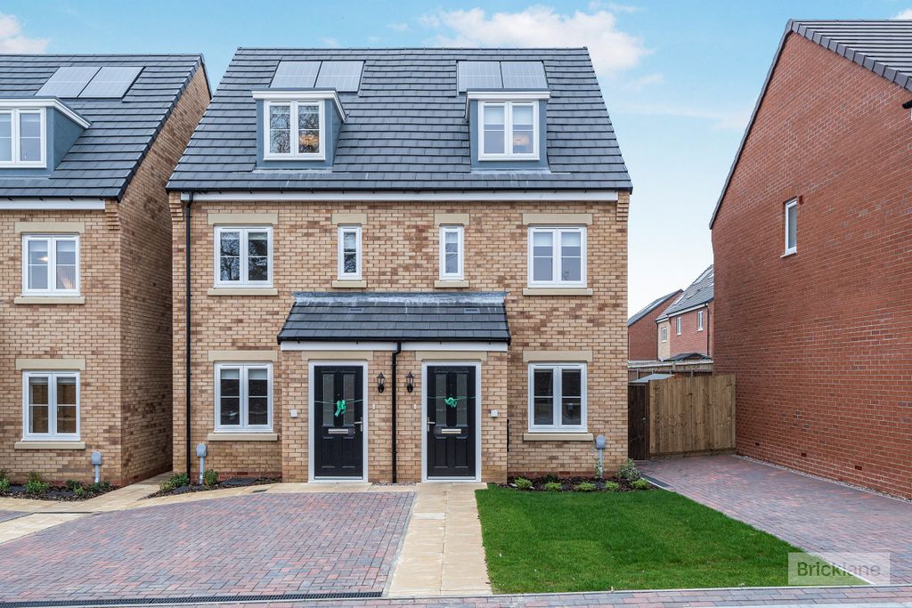 Property photo 1 of 14 Exterior