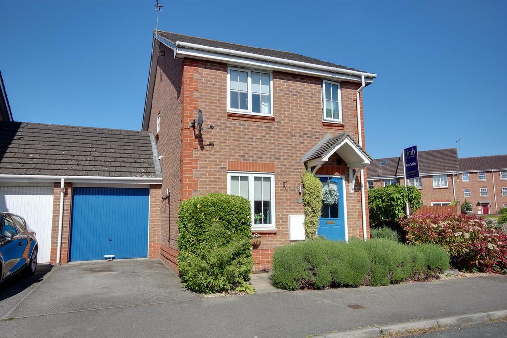 Property photo 1 of 14
