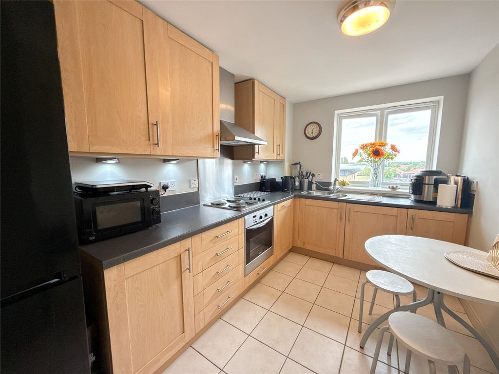 Property photo 3 of 20 Breakfasting Kitchen