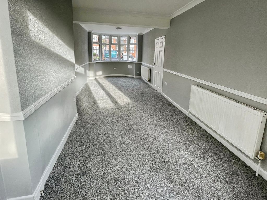 Property photo 2 of 14 Lounge/Dining Room