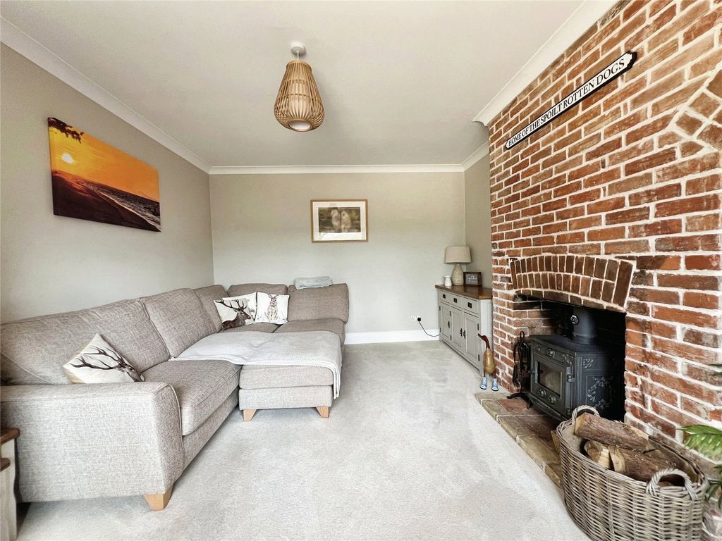 Property photo 3 of 18 Picture No. 16