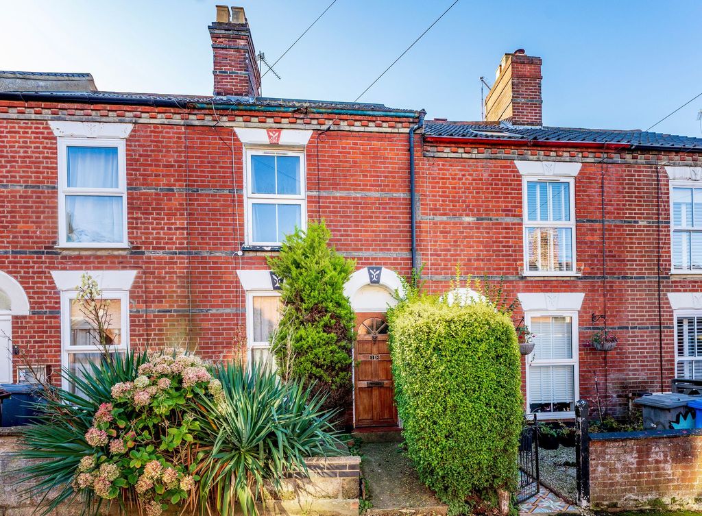 Property photo 1 of 13