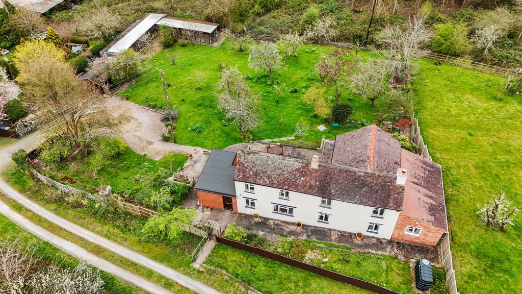 Property photo 1 of 16