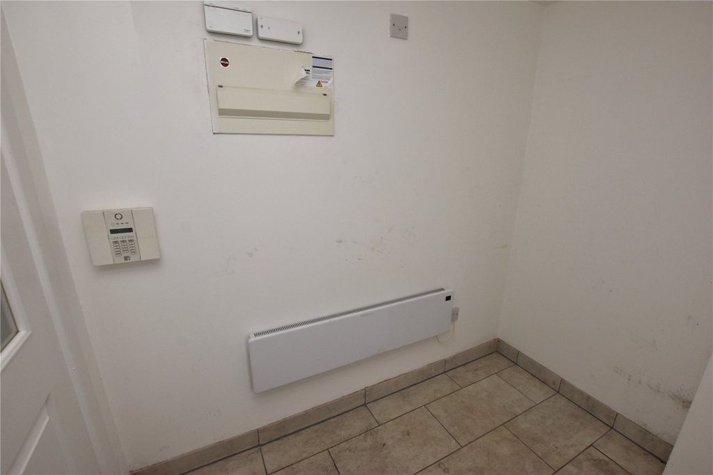 Property photo 2 of 11 Picture No. 02