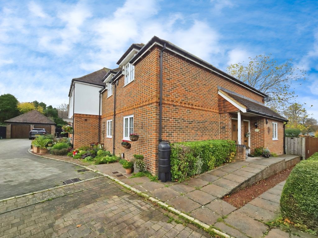 Property photo 1 of 11 A4c1c634-E63d32B3-8514-4396-Bd88-4c83Eb04425E