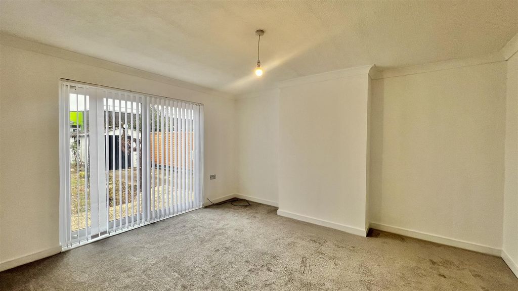 Property photo 2 of 10 Reception Room