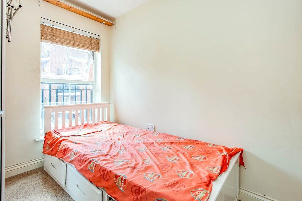 Property photo 2 of 5 Picture No. 04