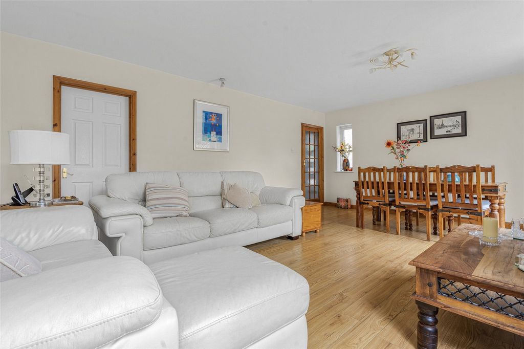 Property photo 3 of 15 Picture No. 03